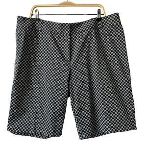 Talbots Dress Shorts Women Size 18 Black and‎ White Geometric Preppy Stretch NEW